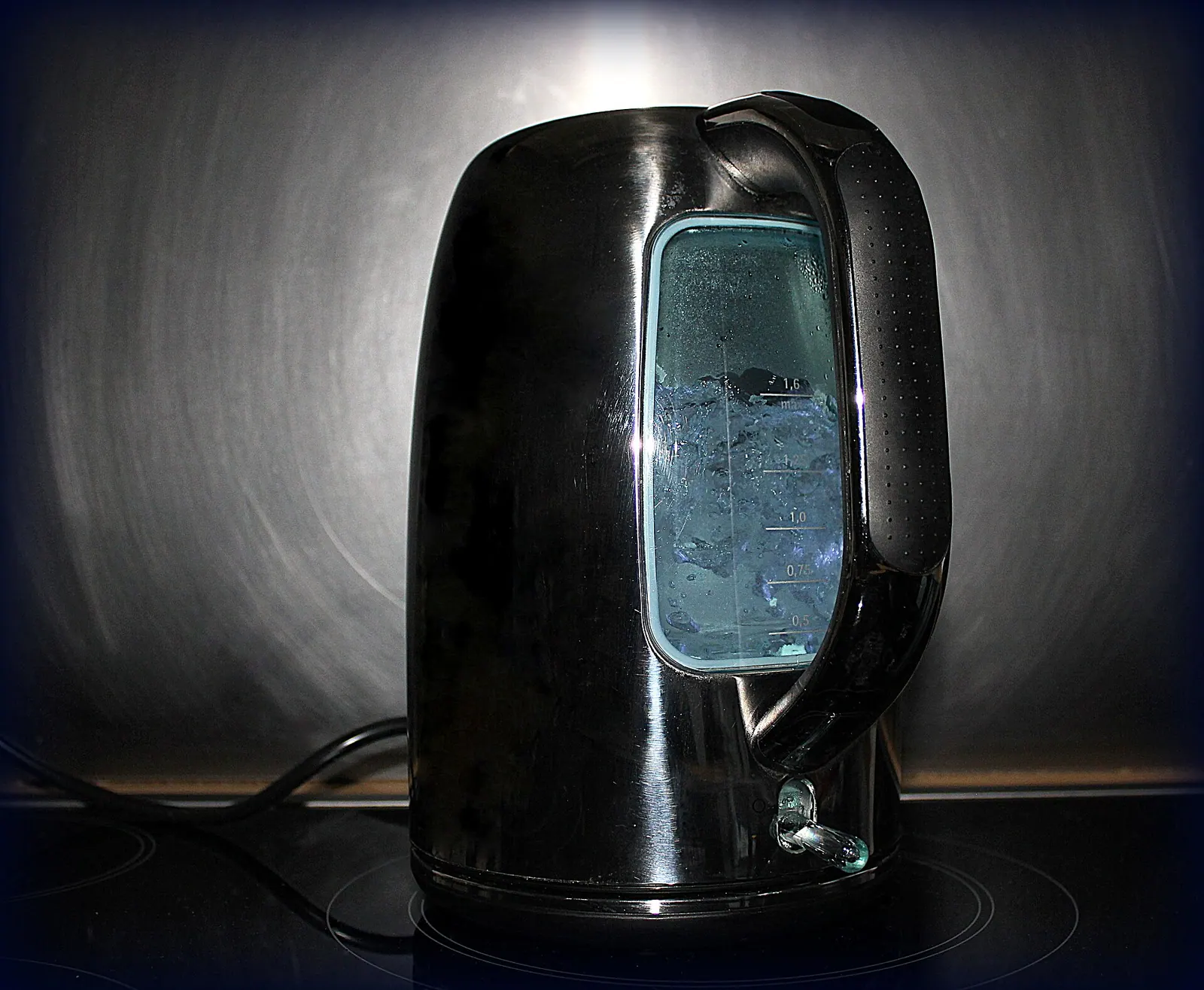 Electric Water Heaters and 240-Volt Circuits: What Homeowners Should Know